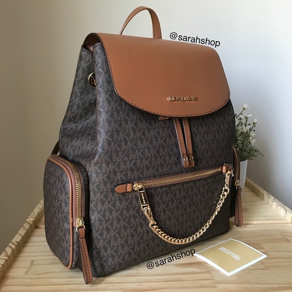 🌼Michael Kors backpack - Picture 2 of 14